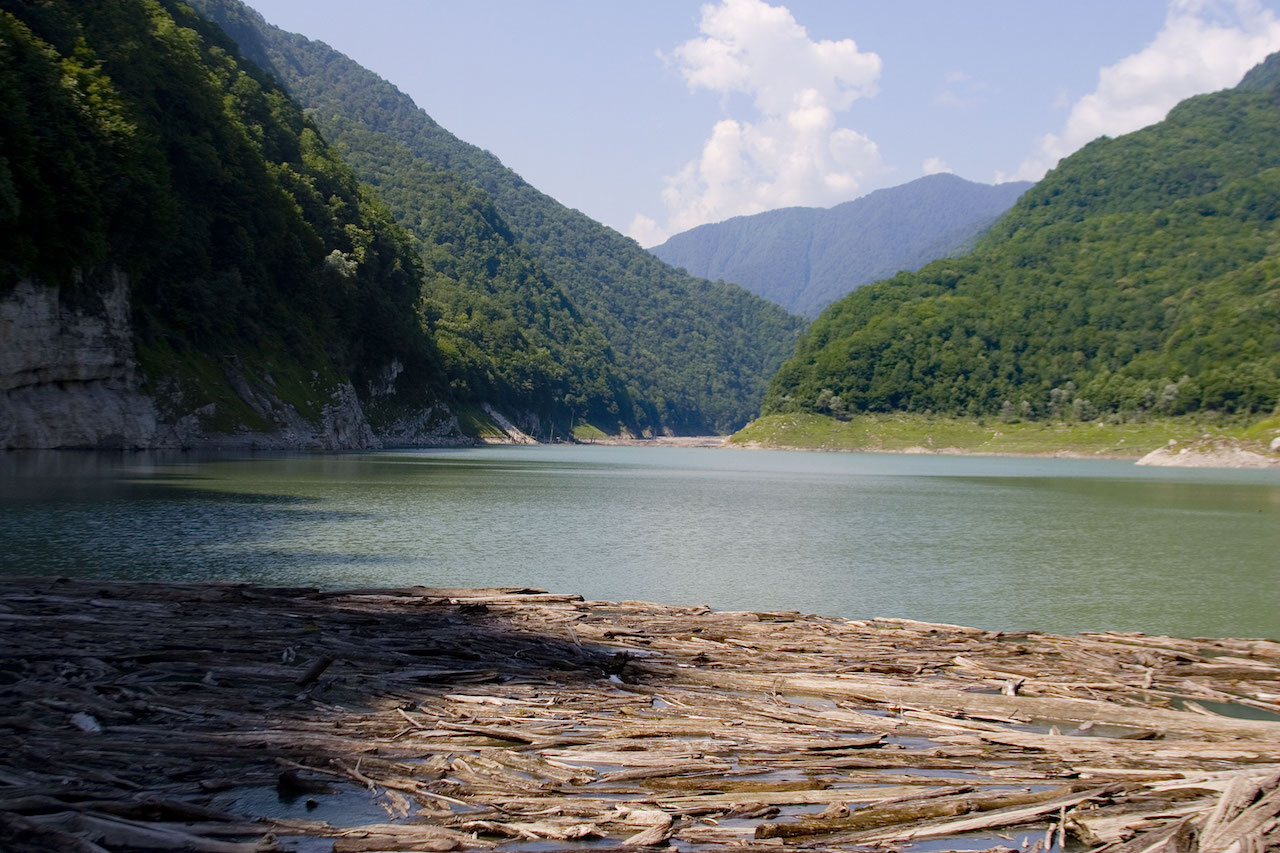 Amtkheli (Azan) lake