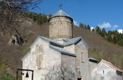 მონასტერი