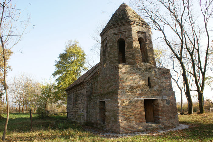 Two-nave basilica of Kochalo