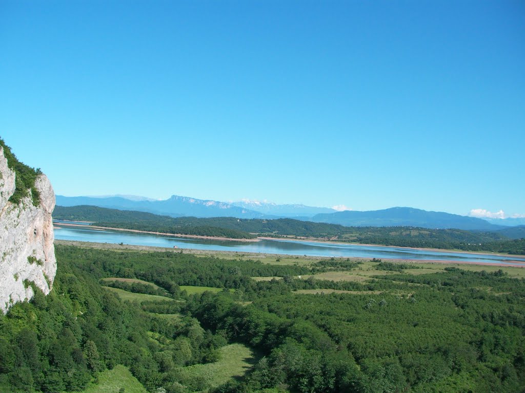 Tkibuli reservoir